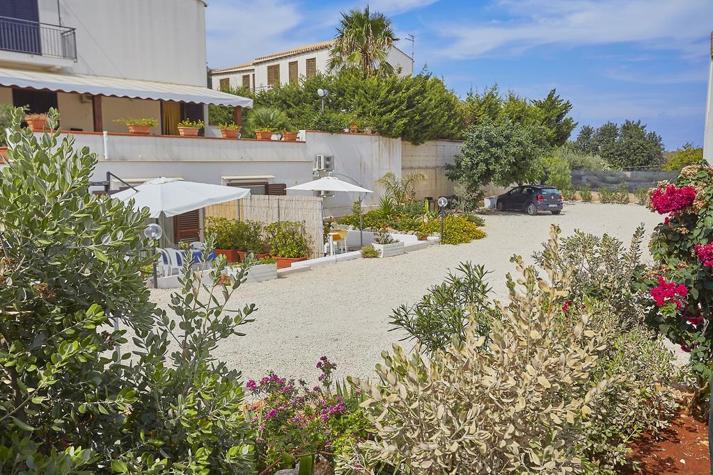 Case Blu Mare San Vito Lo Capo Kültér fotó